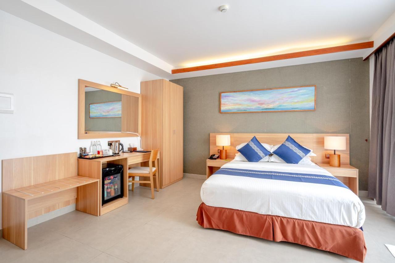 Ayala Oceanview Maldives 호텔 굴히 외부 사진