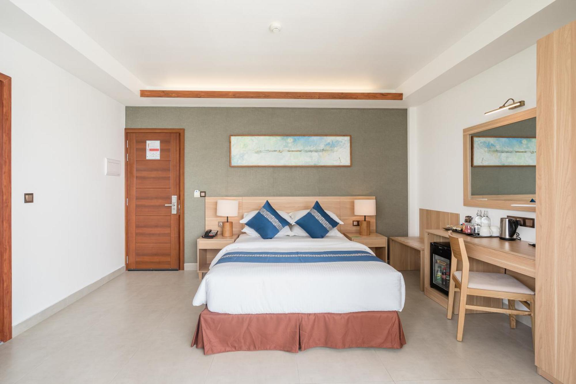 Ayala Oceanview Maldives 호텔 굴히 외부 사진