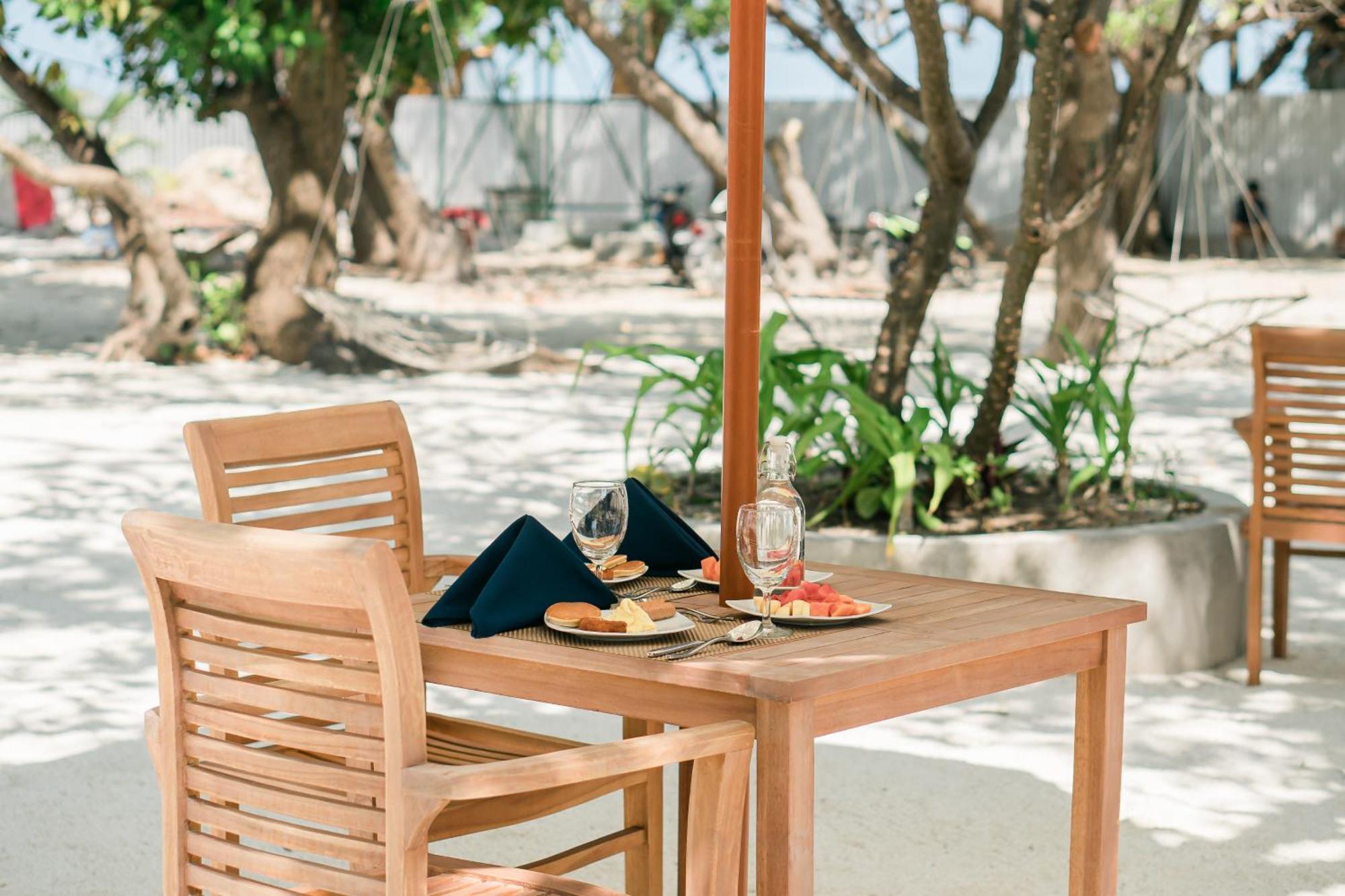 Ayala Oceanview Maldives 호텔 굴히 외부 사진