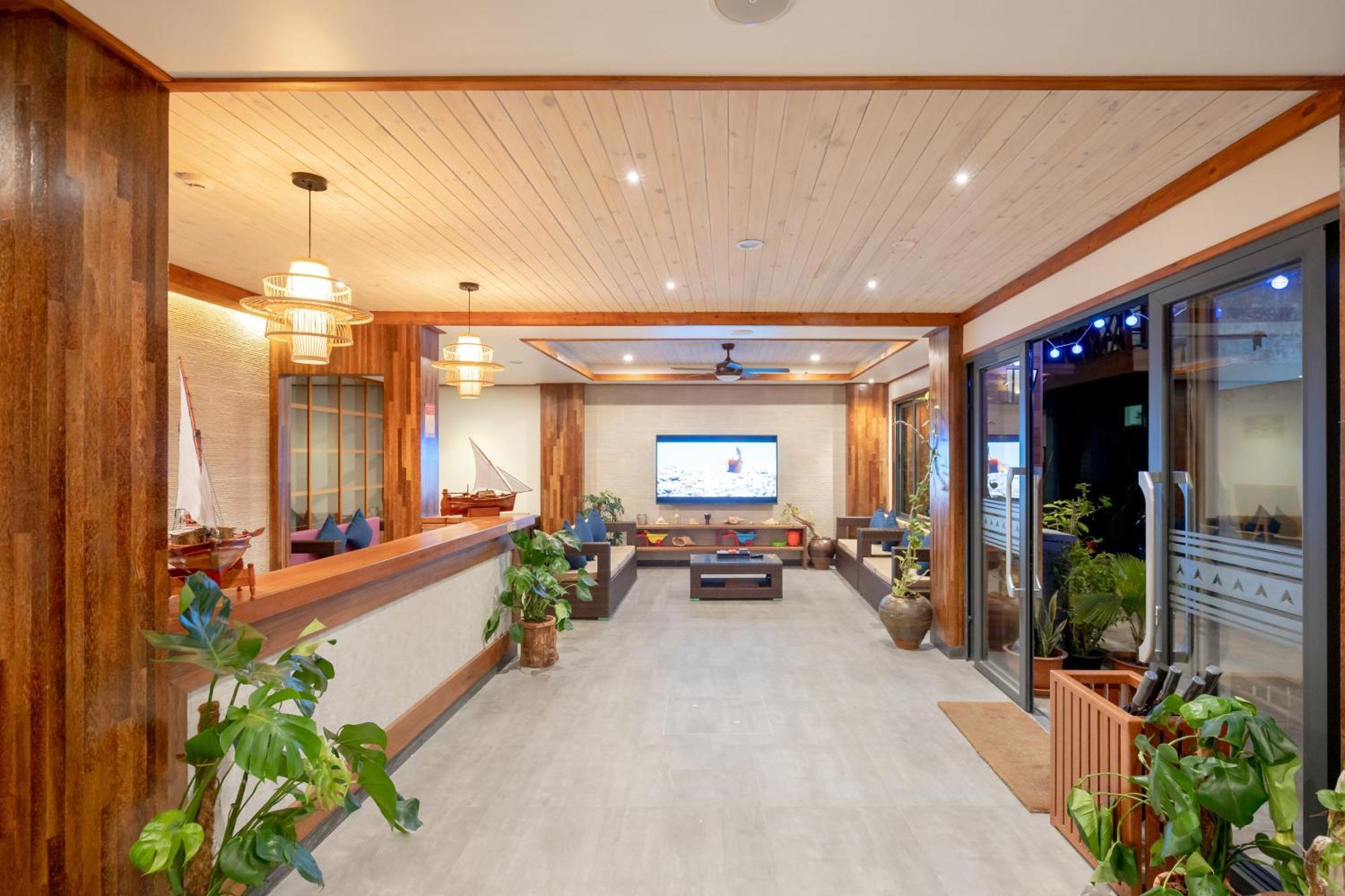 Ayala Oceanview Maldives 호텔 굴히 외부 사진